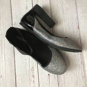 Size 5 Kenneth Cole Reaction shoes